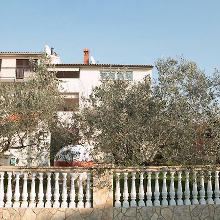 Apartments Filip Fažana エクステリア 写真